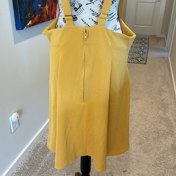ModCloth Overall Winner Jumper with pockets - Picture 7 of 12